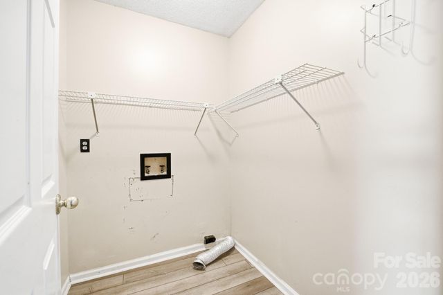 810 Balsam Terrace, Charlotte, NC 28214