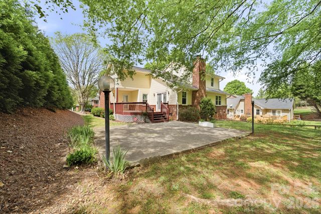 810 Balsam Terrace, Charlotte, NC 28214