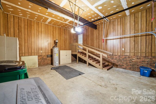 810 Balsam Terrace, Charlotte, NC 28214