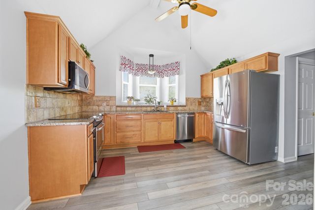 810 Balsam Terrace, Charlotte, NC 28214