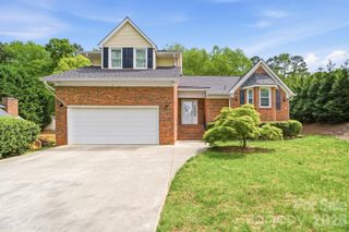 810 Balsam Terrace, Charlotte, NC 28214