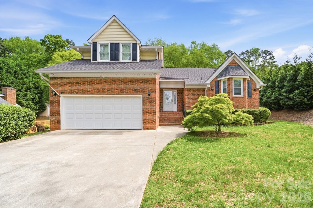 810 Balsam Terrace, Charlotte, NC 28214
