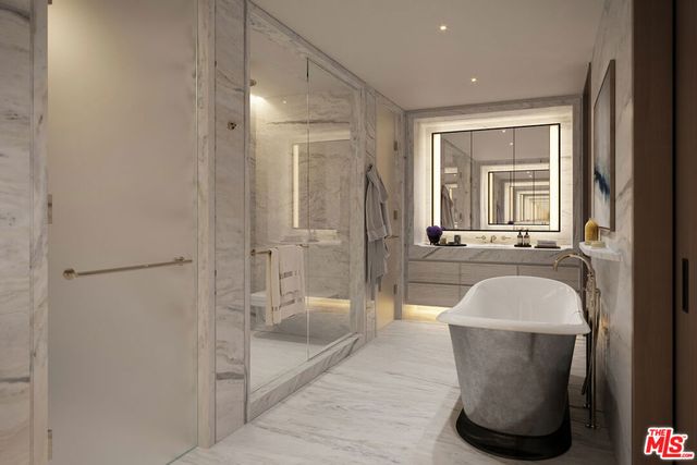 9900 S Santa Monica Boulevard 3A, Beverly Hills, CA 90212