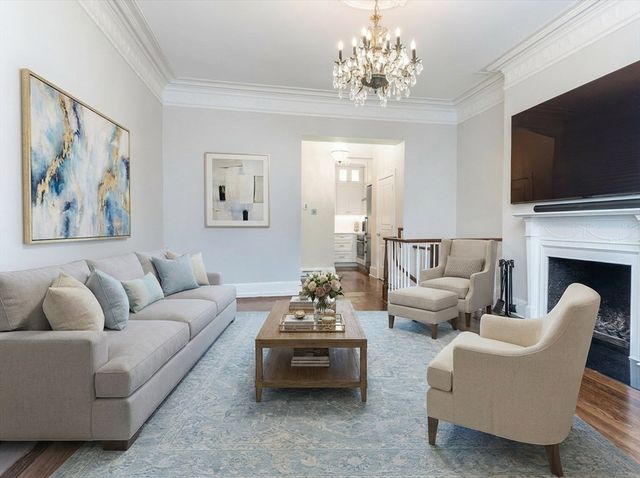 461 Beacon St 1, Boston, MA 02115