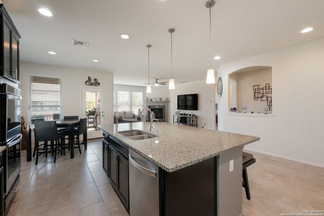 120 ABERDEEN, Boerne, TX 78015