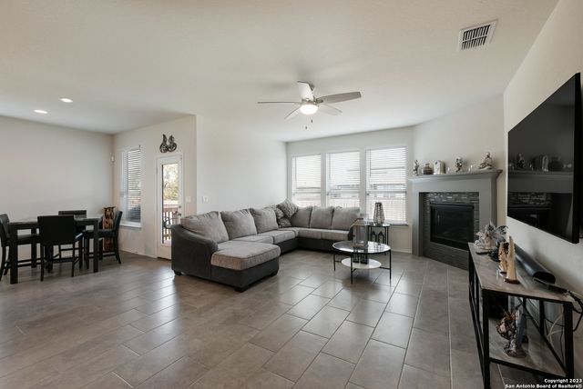 120 ABERDEEN, Boerne, TX 78015