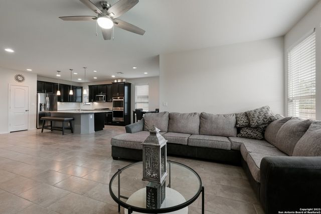 120 ABERDEEN, Boerne, TX 78015