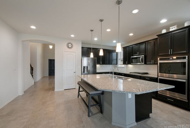 120 ABERDEEN, Boerne, TX 78015