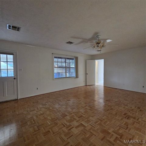 213 Gail Street, Prattville, AL 36066