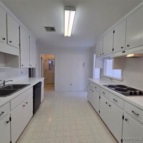 213 Gail Street, Prattville, AL 36066