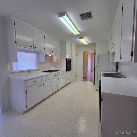 213 Gail Street, Prattville, AL 36066