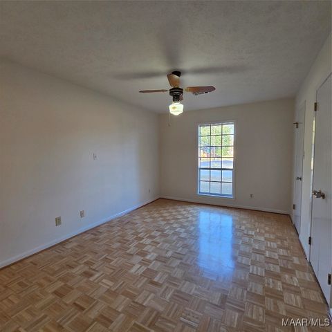 213 Gail Street, Prattville, AL 36066