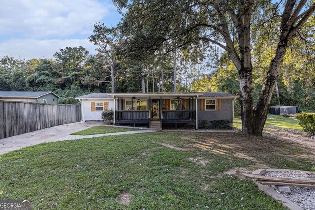12 C W Smith Circle, Bremen, GA 30110