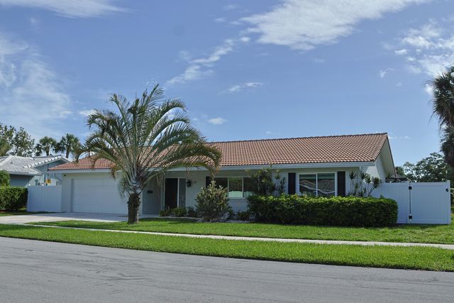 50 SW 11th Avenue, Boca Raton, FL 33486