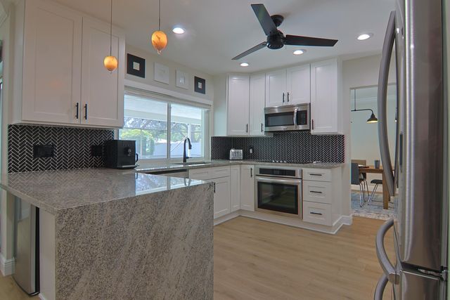 50 SW 11th Avenue, Boca Raton, FL 33486