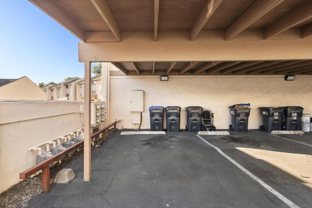 5606 Caminito Roberto, San Diego, CA 92111