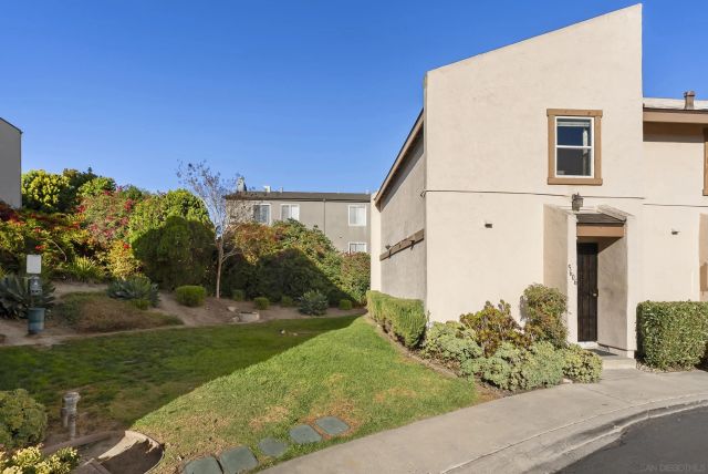 5606 Caminito Roberto, San Diego, CA 92111
