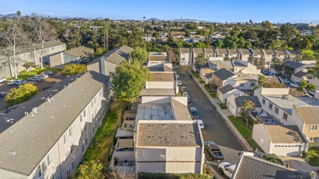 5606 Caminito Roberto, San Diego, CA 92111