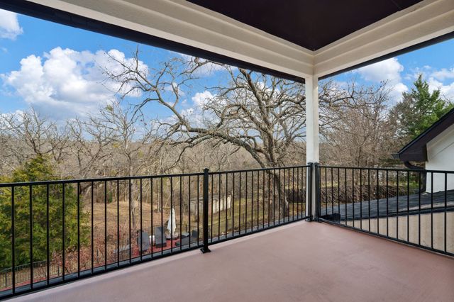 5208 Sun Meadow Drive, Flower Mound, TX 75022