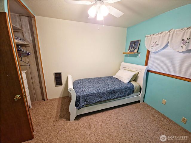 54 Pacific Lane, Pacific Beach, WA 98571