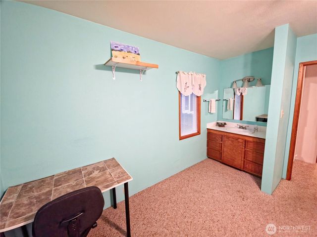 54 Pacific Lane, Pacific Beach, WA 98571