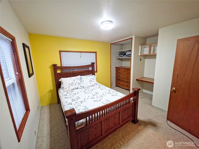 54 Pacific Lane, Pacific Beach, WA 98571