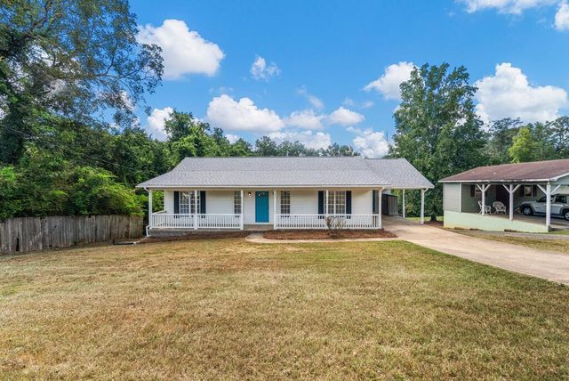 2107 S Seale Road, Phenix City, AL 36869