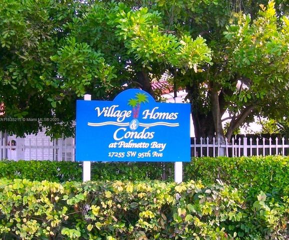 17255 SW 95th Ave 202, Palmetto Bay, FL 33157
