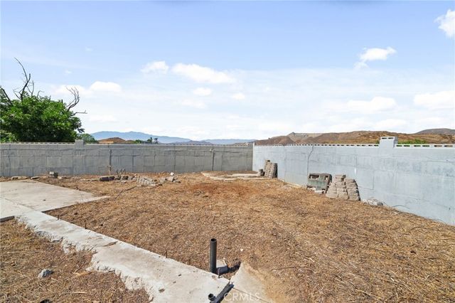 7800 View Lane, Corona, CA 92881