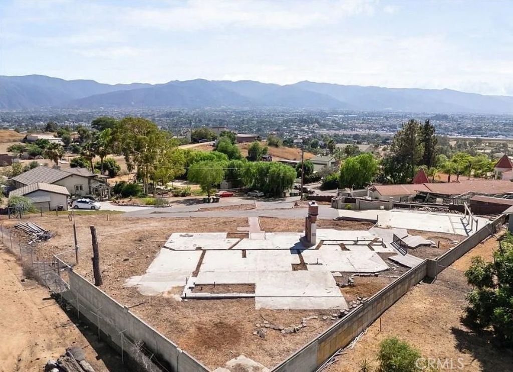 7800 View Lane, Corona, CA 92881