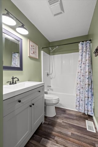 1163 N Main Street, Whitwell, TN 37397