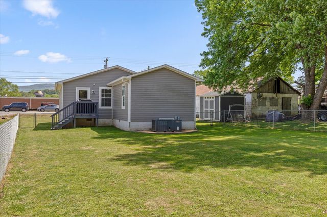 1163 N Main Street, Whitwell, TN 37397
