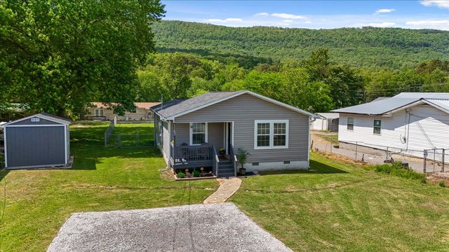 1163 N Main Street, Whitwell, TN 37397