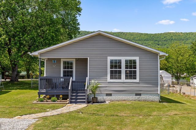 1163 N Main Street, Whitwell, TN 37397