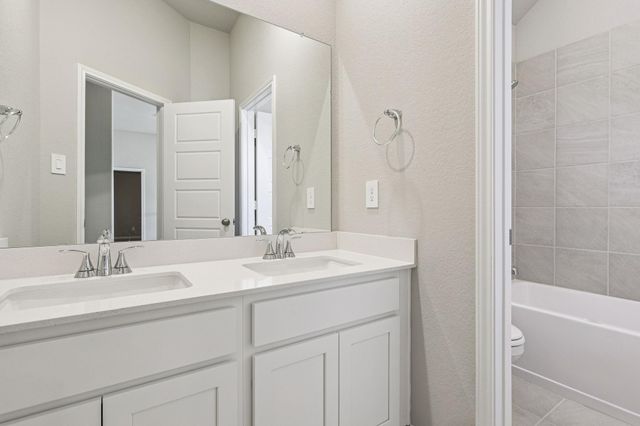 5237 Autumn Hills Trail, Pearland, TX 77584