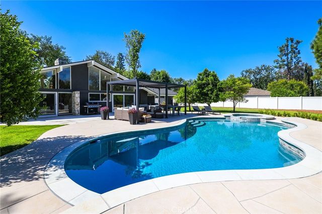531 Green Acre Drive, Fullerton, CA 92835