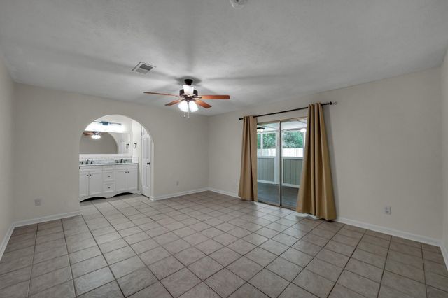 12224 Gun Oak Place, Spring, TX 77380