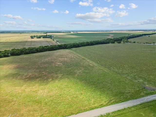 6500 County Road 1050, Celeste, TX 75423