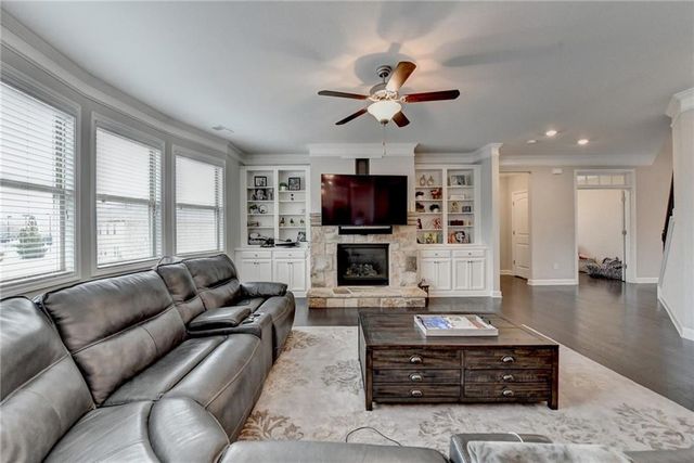 5525 Nesmith Court, Cumming, GA 30040