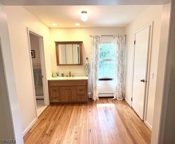 4 Tracey Ln, Sparta Twp., NJ 07871