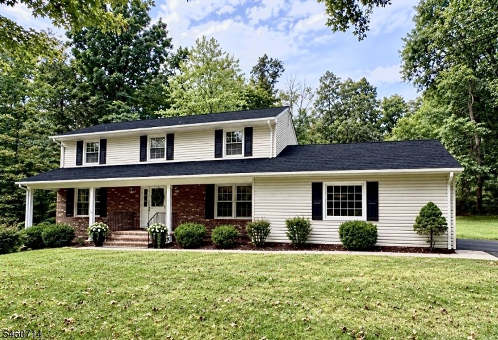 4 Tracey Ln, Sparta Twp., NJ 07871