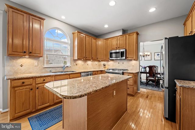 5325 DUNTEACHIN DR, Ellicott City, MD 21043