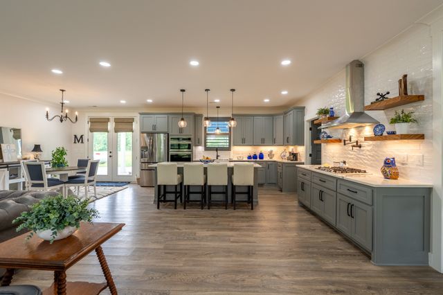 1801 Twin Caves Dr, Lewisburg, TN 37091