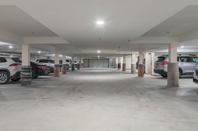 30 Ledgewood Hills Dr Apt 104, Nashua, NH 03062