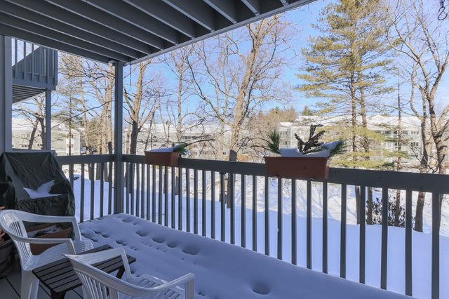 30 Ledgewood Hills Dr Apt 104, Nashua, NH 03062