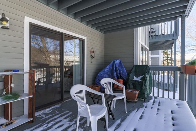 30 Ledgewood Hills Dr Apt 104, Nashua, NH 03062