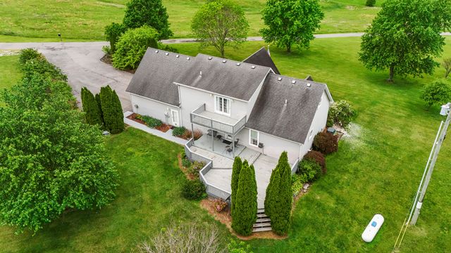 4872 Maysville Road, Flemingsburg, KY 41041