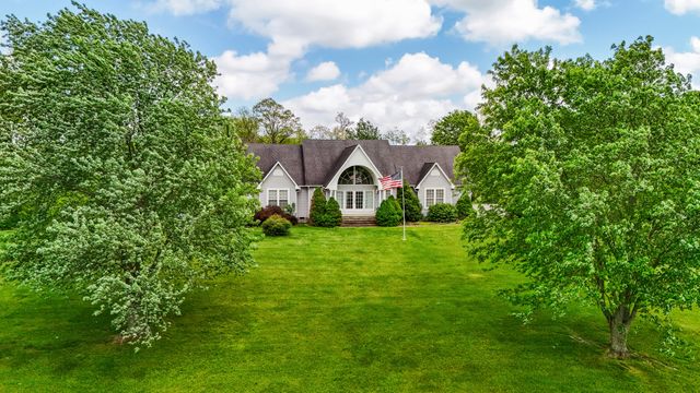 4872 Maysville Road, Flemingsburg, KY 41041