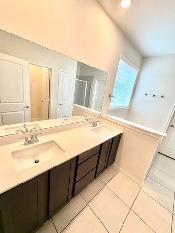 10217 Gray Barrel Drive, Aubrey, TX 76227