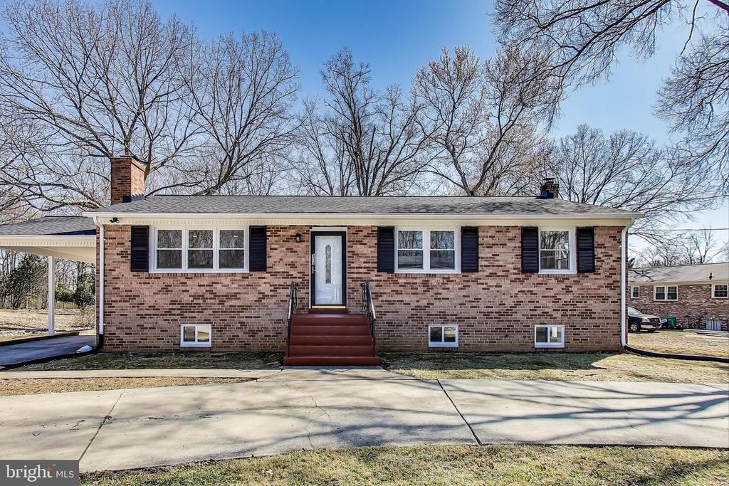 303 FARMHOUSE RD, Accokeek, MD 20607